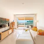 High-end With Pool And Panoramic Views Beausoleil