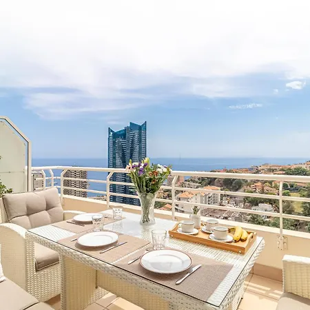 Hébergement de vacances High-end With Pool And Panoramic Views *