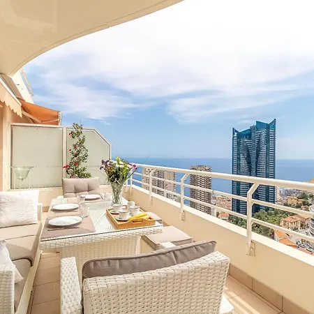 High-end With Pool And Panoramic Views Holiday home Beausoleil