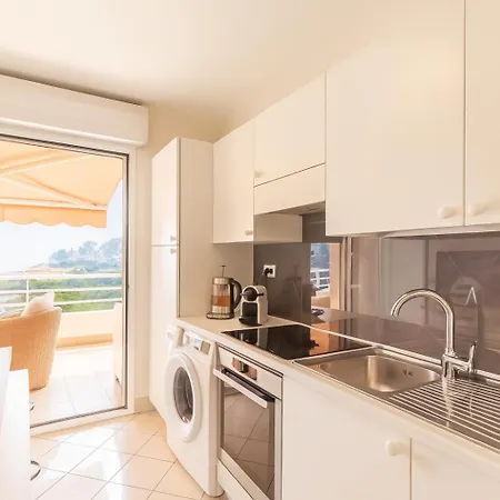 Hébergement de vacances High-end With Pool And Panoramic Views *